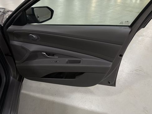 Used 2024 Hyundai Elantra SEL w/ Convenience Package FWD image 38