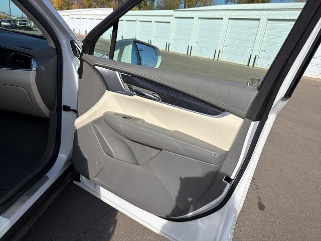 Used 2020 Cadillac XT6 Premium Luxury AWD/4WD image 13