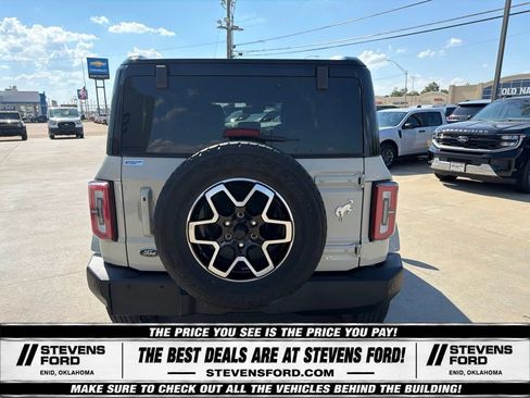 Used 2025 Ford Bronco Outer Banks AWD/4WD image 12