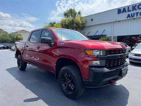 Used 2021 Chevrolet Silverado 1500 Custom Trail Boss AWD/4WD image 2