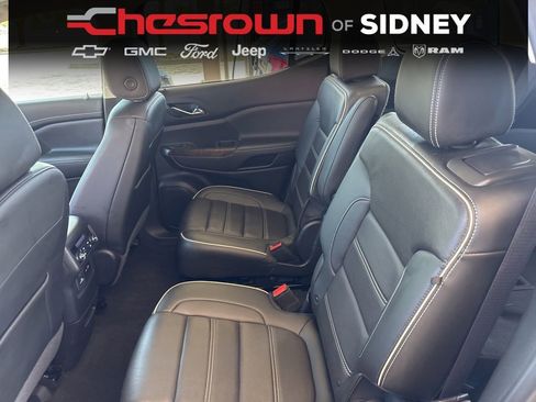 Used 2021 GMC Acadia Denali w/ Denali Ultimate Package AWD/4WD image 25