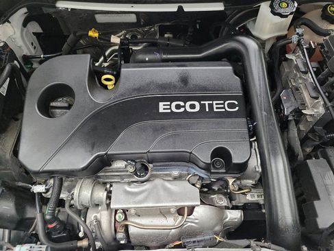 Used 2022 Chevrolet Equinox Premier image 30