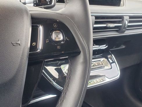 Certified 2024 Lincoln Corsair AWD w/ Equipment Group 101A image 16