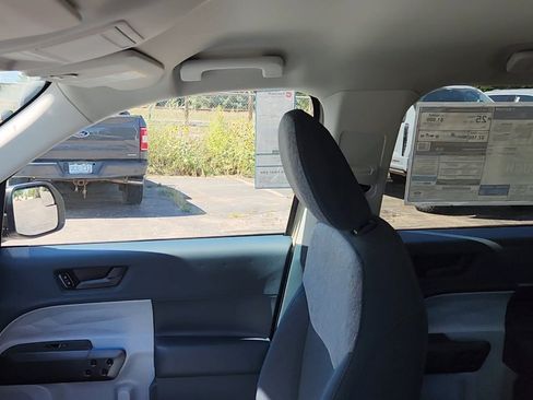 New 2025 Ford Maverick XLT w/ XLT Luxury Package image 17