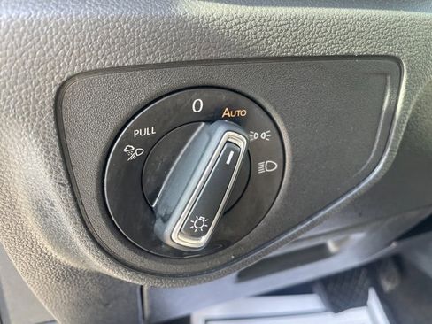 Used 2022 Volkswagen Atlas SE image 14