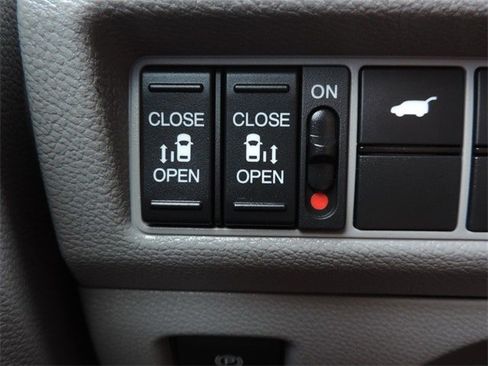 Used 2024 Honda Odyssey Elite image 26