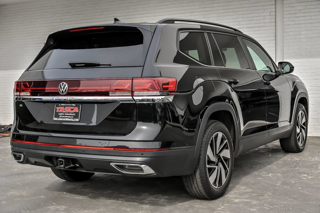 Used 2024 Volkswagen Atlas SE FWD image 11