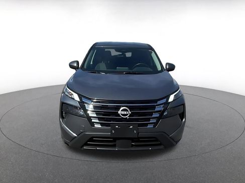 Used 2025 Nissan Rogue SV FWD image 4