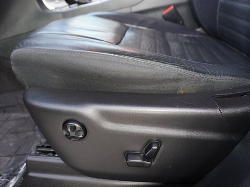 Used 2018 Jeep Grand Cherokee Limited image 13