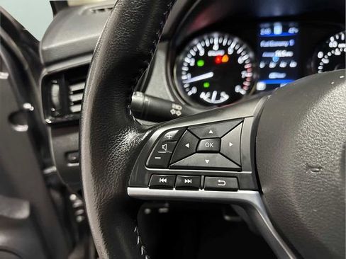 Certified 2022 Nissan Rogue Sport SL image 14