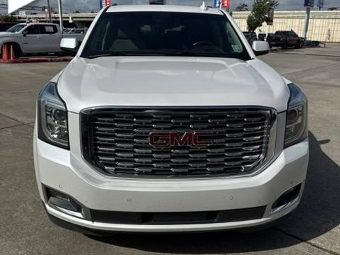 Used 2019 GMC Yukon Denali w/ Denali Ultimate Package RWD image 2