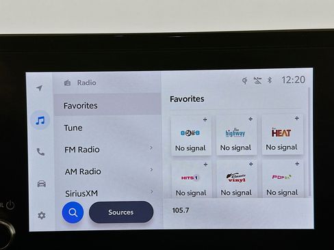 Used 2025 Toyota Camry SE image 21