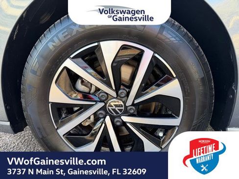 Certified 2025 Volkswagen Jetta S image 28