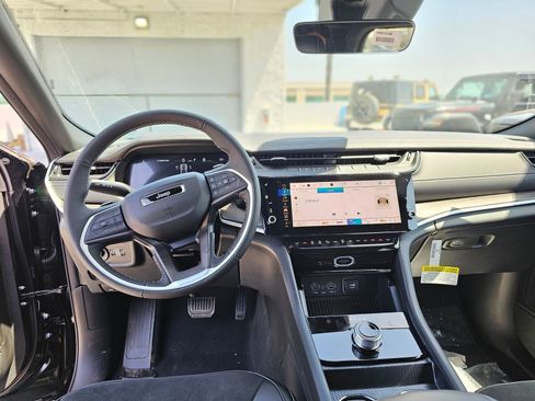 New 2026 Jeep Grand Cherokee Altitude RWD image 24