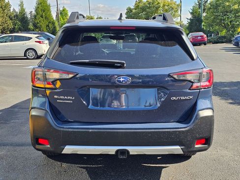 Used 2023 Subaru Outback Limited AWD/4WD image 6