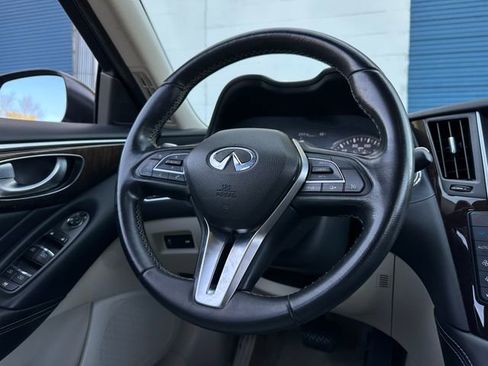 Used 2019 INFINITI Q50 Luxe w/ Cargo Package (L96) image 17