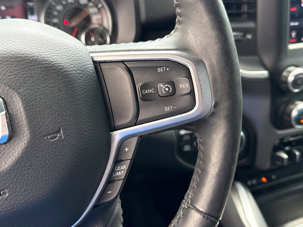 Used 2019 RAM 1500 Big Horn AWD/4WD image 17