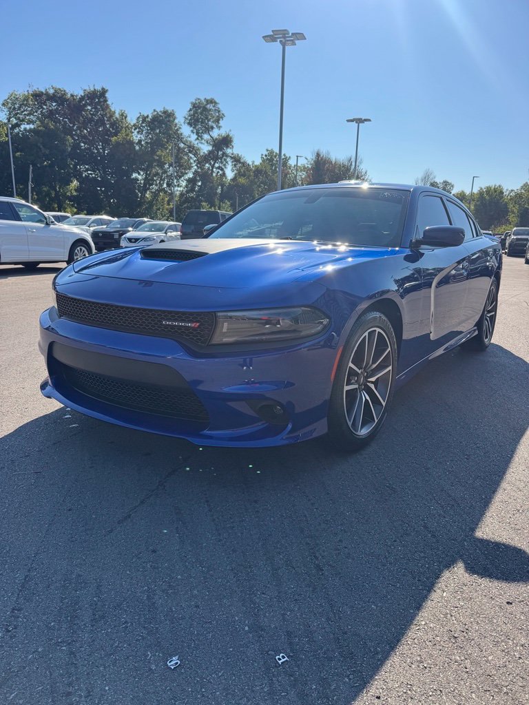 Used 2022 Dodge Charger R/T w/ Plus Group RWD image 5