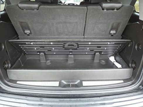 Used 2019 Chevrolet Tahoe LT image 46