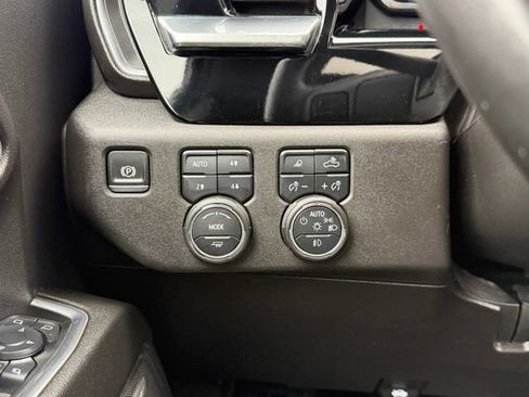 Used 2024 Chevrolet Silverado 2500 LTZ w/ LTZ Plus Package AWD/4WD image 38
