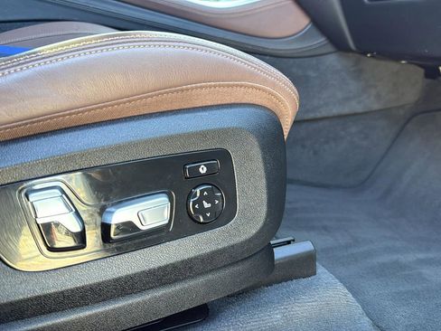 Used 2019 BMW X5 xDrive40i w/ Executive Package image 25