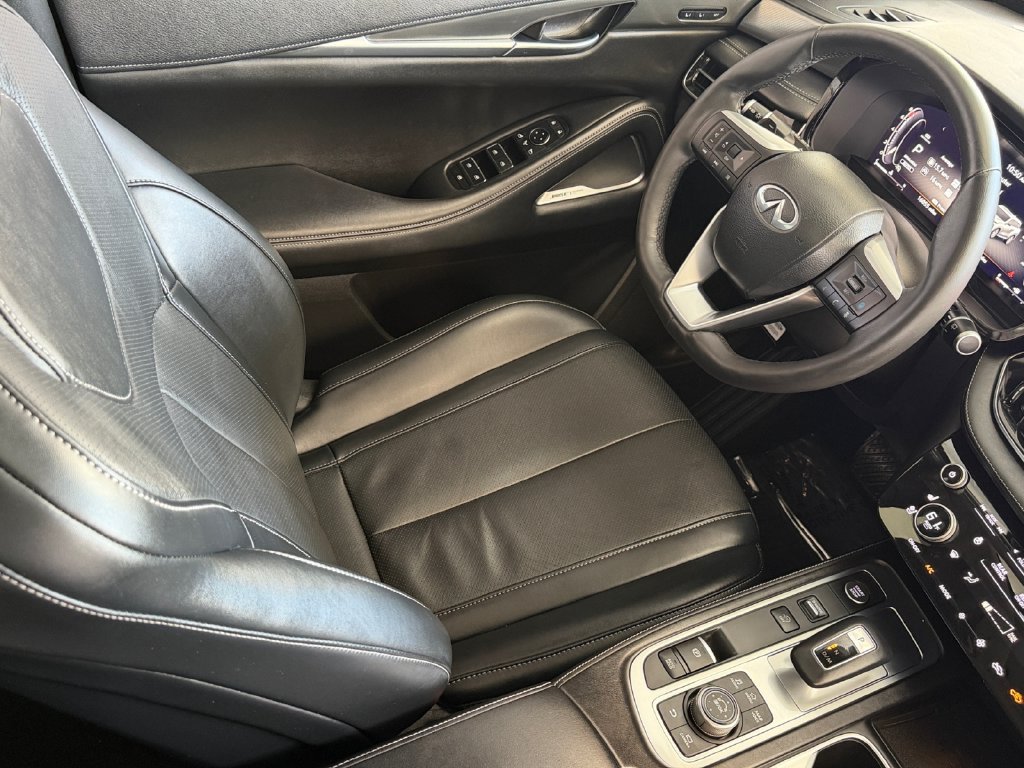 Used 2023 INFINITI QX60 Luxe w/ Performance Audio Package AWD/4WD image 36