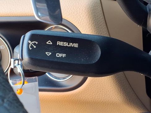 Used 2017 Porsche Macan Base image 21