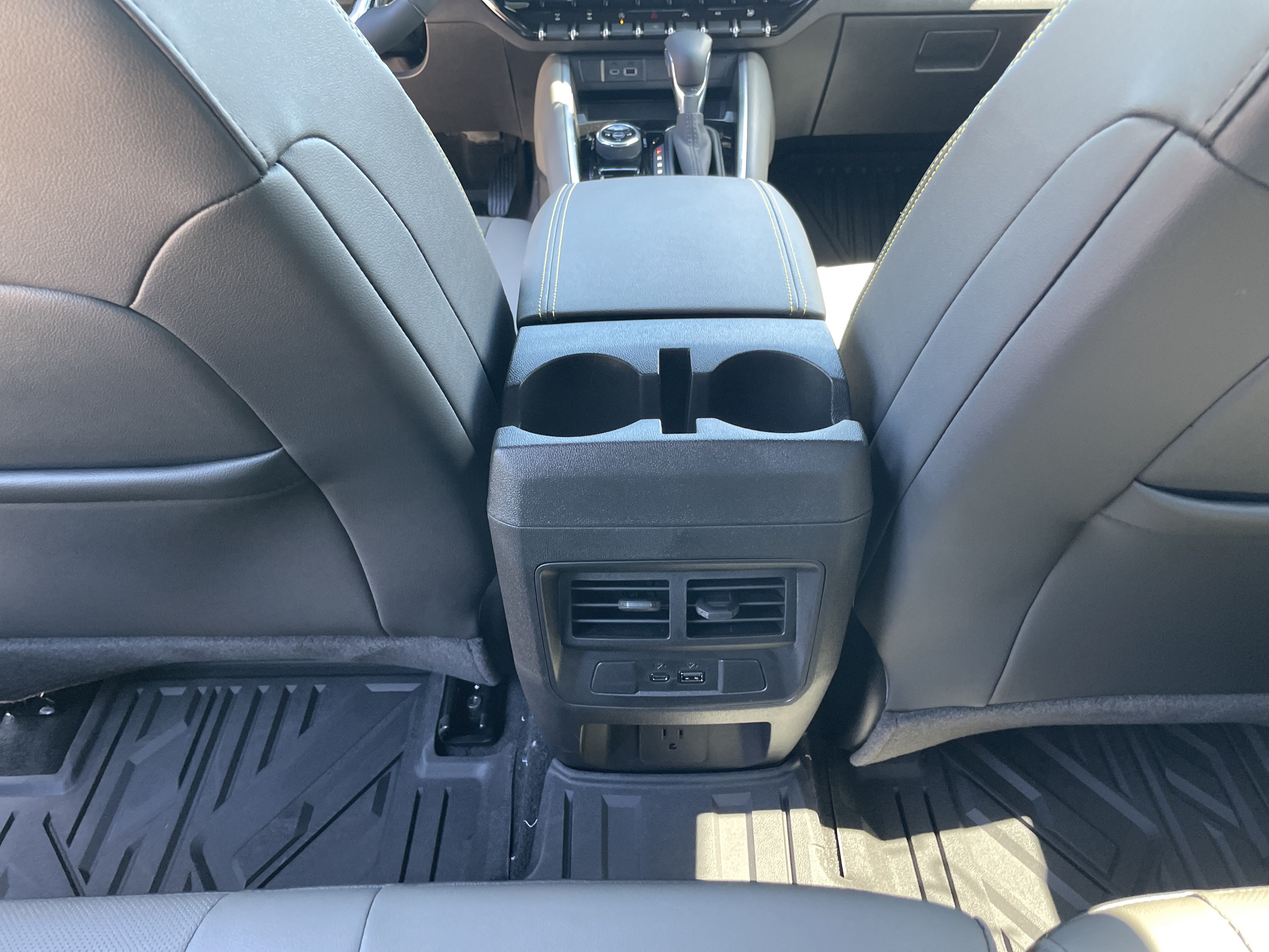 New 2026 Chevrolet Colorado ZR2 w/ Technology Package AWD/4WD image 27