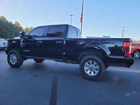 Used 2019 Ford F250 Platinum w/ Platinum Ultimate Package image 9