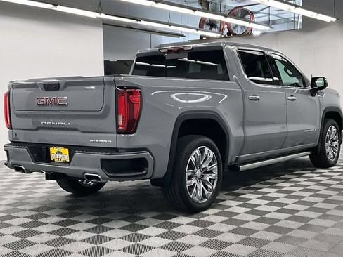 Used 2025 GMC Sierra 1500 Denali w/ Denali Reserve Package AWD/4WD image 14