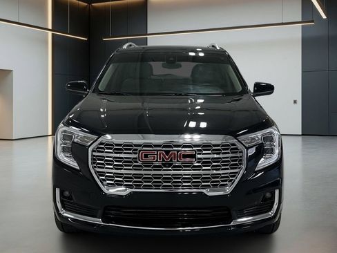 Used 2022 GMC Terrain Denali w/ Black Diamond Edition AWD/4WD image 8