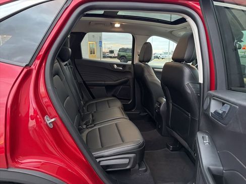 Certified 2022 Ford Escape SEL w/ Technology Package image 18