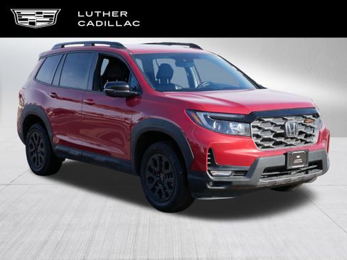Used 2023 Honda Passport TrailSport image 1