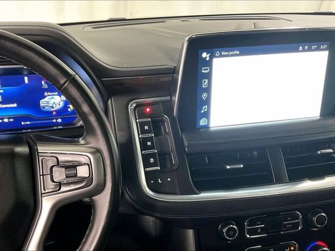 Used 2023 Chevrolet Tahoe Z71 w/ Luxury Package image 19