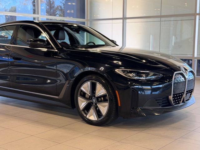 Used 2023 BMW i4 eDrive40 RWD image 5