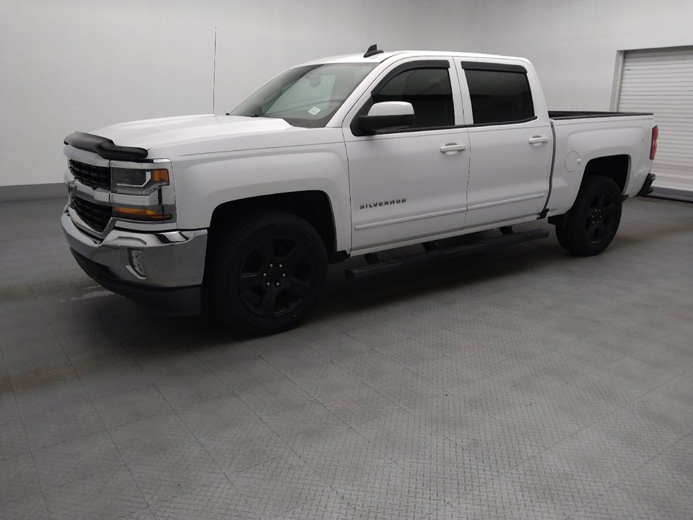 Used 2018 Chevrolet Silverado 1500 LT w/ All Star Edition RWD image 2