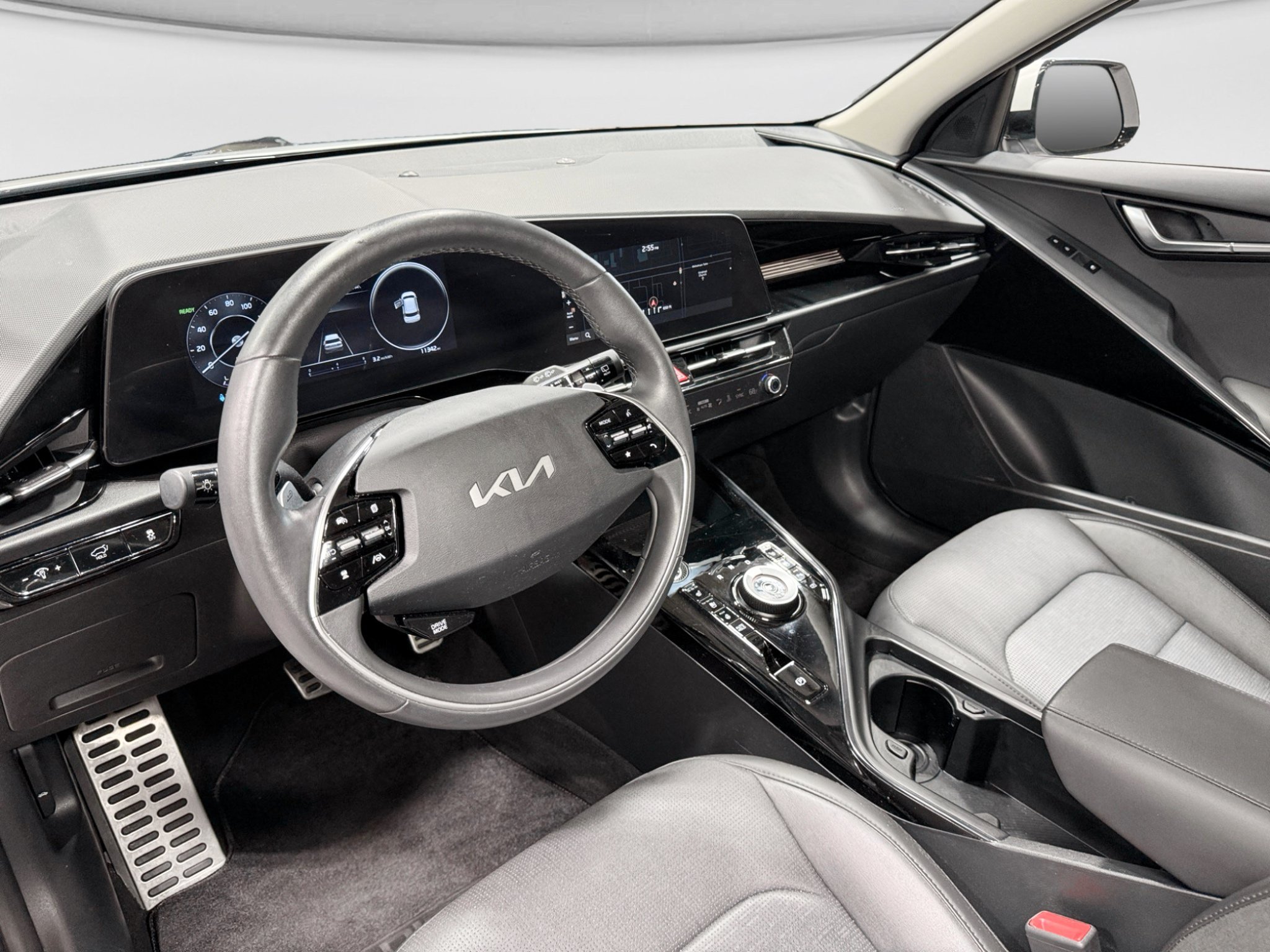 Used 2024 Kia Niro Wave w/ Wave Preserve Package FWD image 19