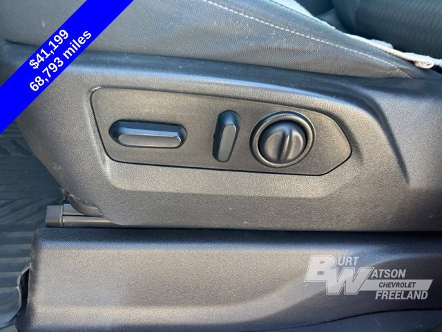 Used 2022 Chevrolet Silverado 2500 LT w/ Convenience Package AWD/4WD image 16