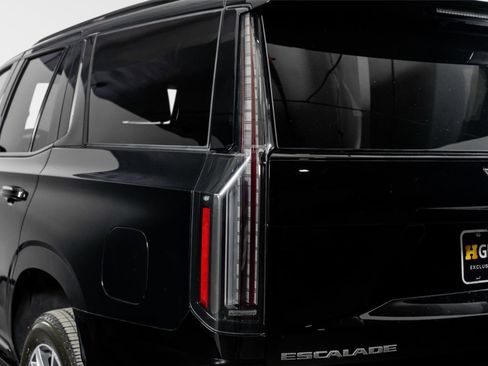 Used 2026 Cadillac Escalade Sport AWD/4WD image 11