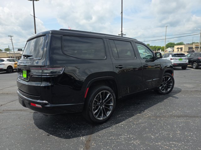 Used 2025 Jeep Grand Wagoneer Series III w/ Rear Seat Video Group 1 AWD/4WD image 6