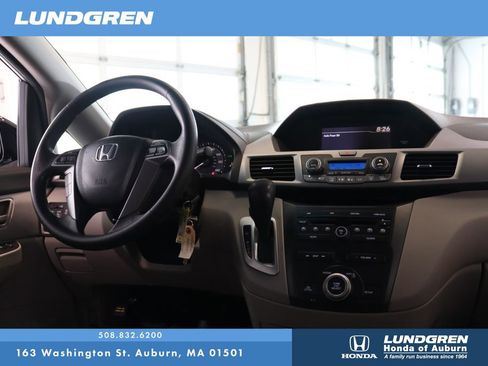 Used 2012 Honda Odyssey EX image 4