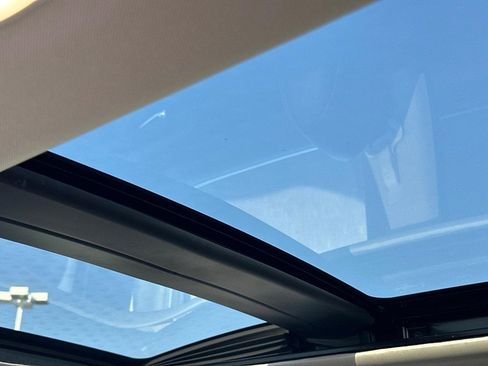 Used 2019 Nissan Murano Platinum w/ Cargo Package image 12