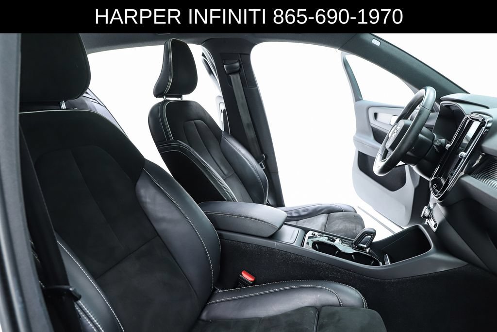 Used 2021 Volvo XC40 T5 R-Design AWD/4WD image 36
