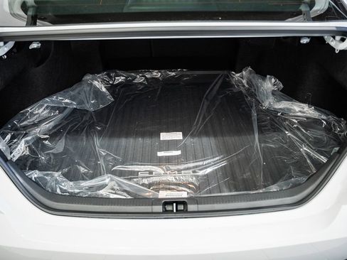 New 2026 Toyota Camry SE image 9