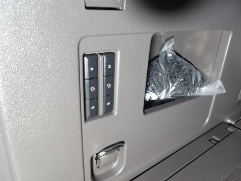 Used 2022 Lincoln Navigator Reserve image 25