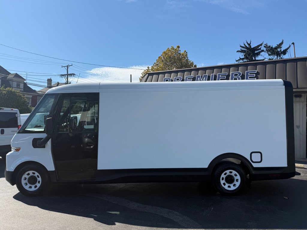 Used 2024 Chevrolet Brightdrop 600 w/ Commercial Equipment Package AWD/4WD image 5