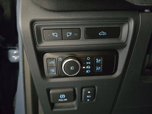 Used 2023 Ford F150 Platinum w/ Equipment Group 701A High AWD/4WD image 26