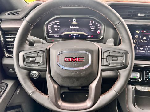 Used 2025 GMC Sierra 1500 AT4 AWD/4WD image 15