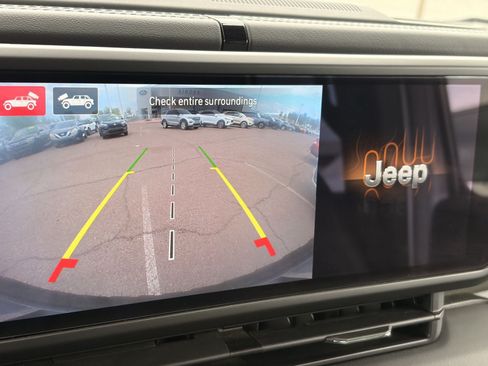 Used 2024 Jeep Wrangler High Altitude AWD/4WD image 26
