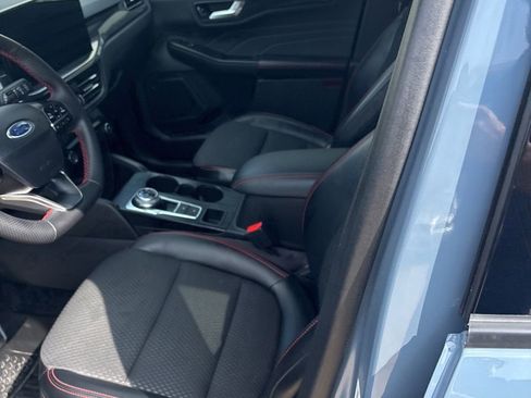 Used 2023 Ford Escape ST-Line w/ Tech Pack #1 FWD image 6